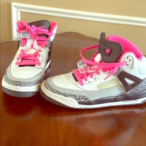 Black and pink Jordans